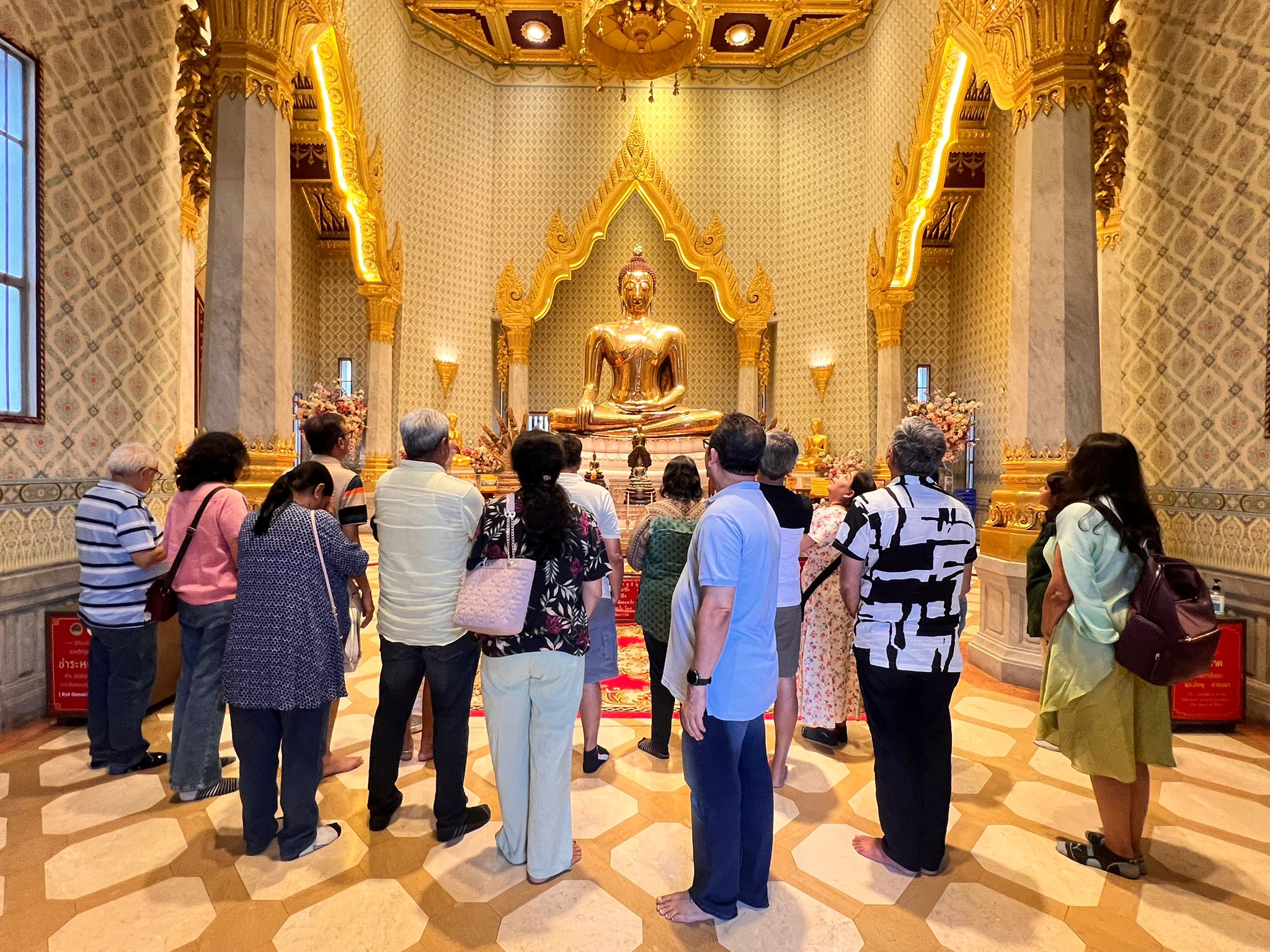 BANGKOK CITY TOUR PRIVATE PICK UP AND DROP BANGKOK HOTEL